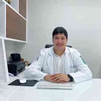 O mdico ortopedista Thiago Barros,