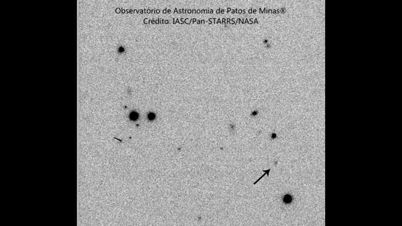 Sequência de imagens mostra movimentação do 'p21tmvg', possível asteroide descoberto por Nicolas
