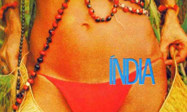 capa do disco India, de Gal Costa, mostra a artista de calcinha de biquini com cocar de palha  frente