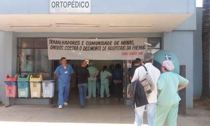 Trabalhadores ocuparam prédio da unidade ortopédica no começo da noite desta terça-feira(foto: Sind-Saúde MG/Divulgação) Trabalhadores ocuparam prédio da unidade ortopédica no começo da noite desta terça-feira(foto: Sind-Saúde MG/Divulgação)