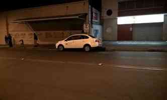 O crime foi na Avenida Contagem, no Bairro Ana Lcia, em Sabar(foto: Leonardo Alvarenga Santos)