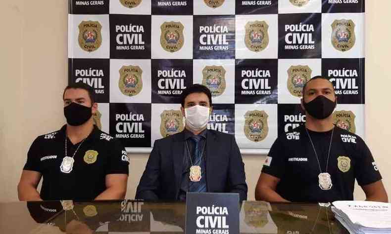 ''No acredite em cartas contempladas com valores muito baixos. Essas cartas no existem'', alerta o delegado Rodrigo Damiano (ao centro)(foto: PCMG/Divulgao )