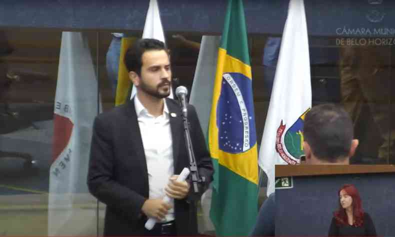 Vereador Uner Augusto (PRTB) no plenrio da Cmara Municipal de BH