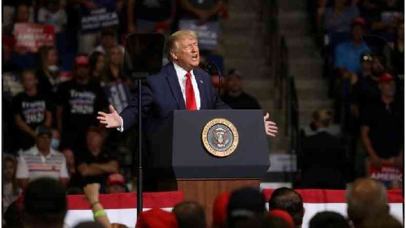 Trump retomou a campanha de reeleio com um evento em um ginsio em Tulsa(foto: Reuters)