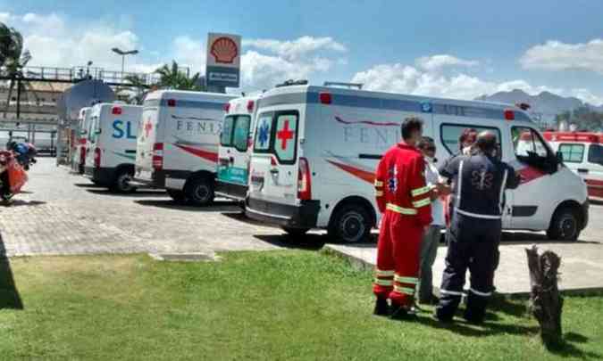 Mais de 30 feridos foram encaminhados de ambulncia e helicptero a hospitais de Vitria e Serra 