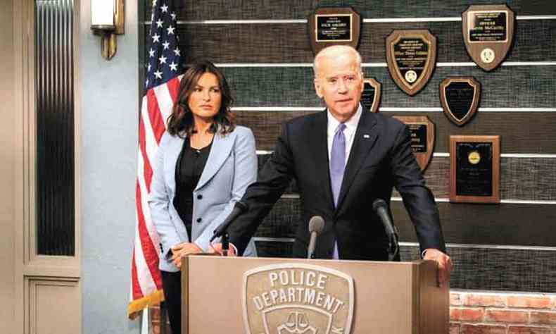 Mariska Hargitay eJoe Biden em Law & Order (foto: NBC/DIVULGAÇÃO)