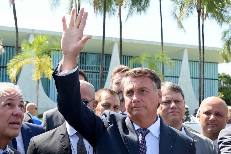 Jair Bolsonaro diz que sofre perseguição do ministro do STF Alexandre de Moraes(foto: EVARISTO SÁ/AFP) Jair Bolsonaro