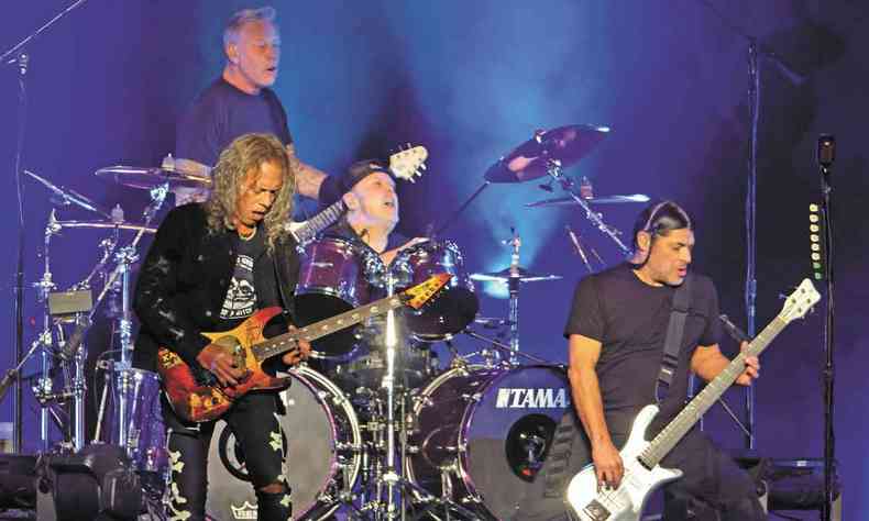 Kirk Hammett, Lars Ulrich, James Hetfield e Robert Trujillo da banda Mettalica