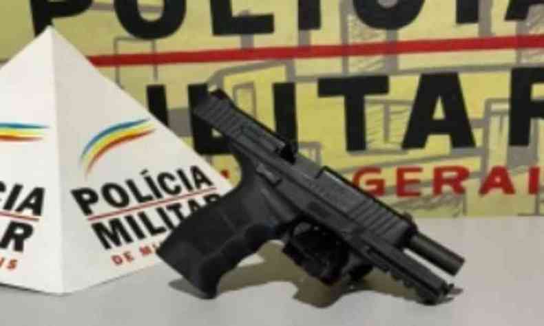 Pistola 9mm foi aprendida pela Polcia Militar
