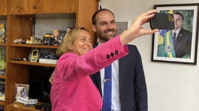 Alm de se reunir com o presidente brasileiro, von Storch esteve com os deputados Eduardo Bolsonaro e Bia Kicis(foto: Arquivo pessoal)