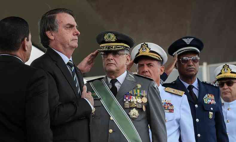 Bolsonaro conta com as Foras Armadas para manter projeto de poder(foto: Marcos Corr.a/PR)