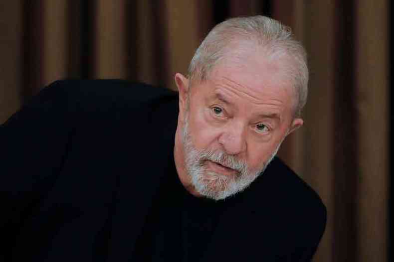 Ex-presidente Luiz Incio Lula da Silva acusa o ex-juiz Sergio Moro e a Lava-Jato de perseguio(foto: SERGIO LIMA/AFP - 6/9/20)