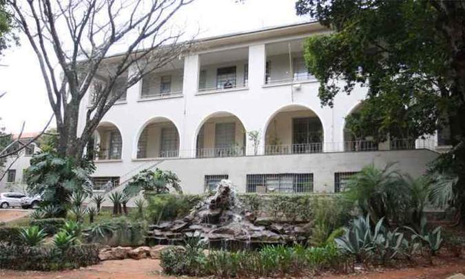 Fachada do Hospital Julia Kubitschek, no Barreiro(foto: Edésio Ferreira/EM/DA Press - 23/07/2015) Fachada do Hospital Julia Kubitschek, no Barreiro(foto: Edésio Ferreira/EM/DA Press - 23/07/2015)