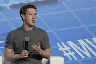 O bilionrio Mark Zuckerberg, dono do Facebook e tambm do WhatsApp (foto: AFP PHOTO / LUIS GENE / FILES )
