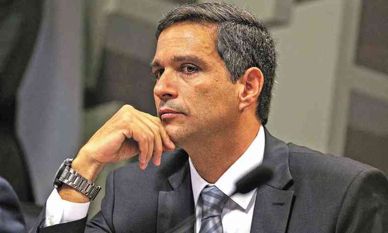 Presidente do Banco Central, Roberto Campos Neto praticamente descartou cumprimento da meta de inflao este ano