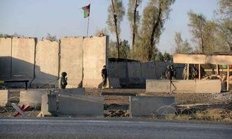 Seguranças no complexo aeroportuário(foto: JAWED TANVEER/AFP) Seguranças no complexo aeroportuário(foto: JAWED TANVEER/AFP)