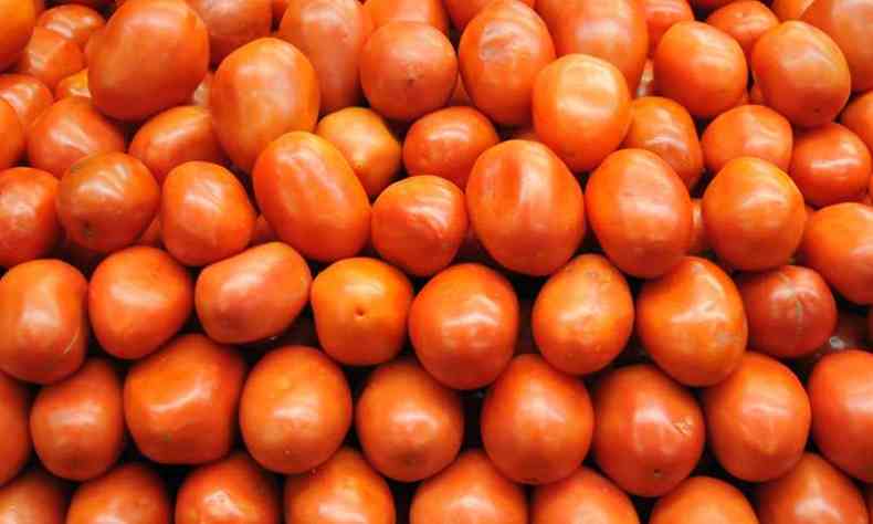 Preo dos tomates teve alta de 28,52% em setembro, o maior aumento entre os alimentos(foto: Ramon Lisboa/EM/D.A Press)