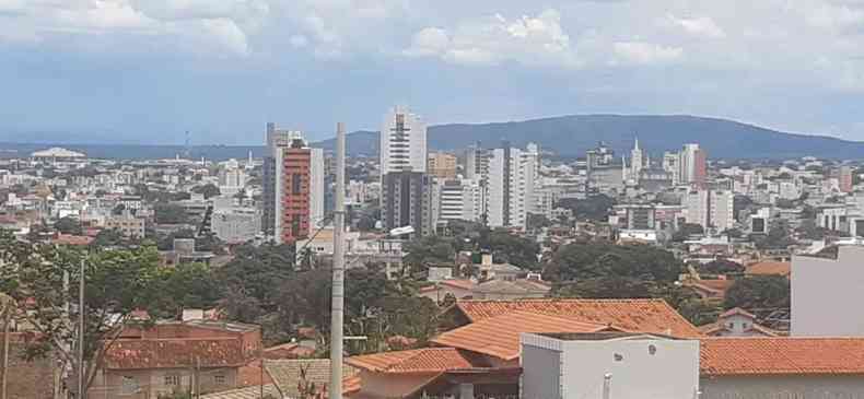 foto mostra vista da cidade