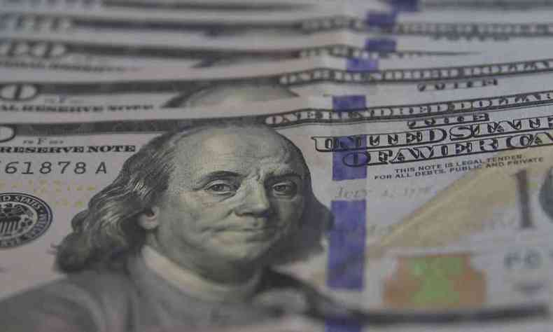 A moeda norte-americana est no menor valor desde 10 de maro de 2020