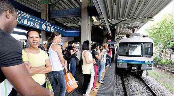 Metr mineiro est desde 2007 sem qualquer investimento em conforto e segurana para os passageiros (foto: Gladyston Rodrigues/EM/D.A.Press)