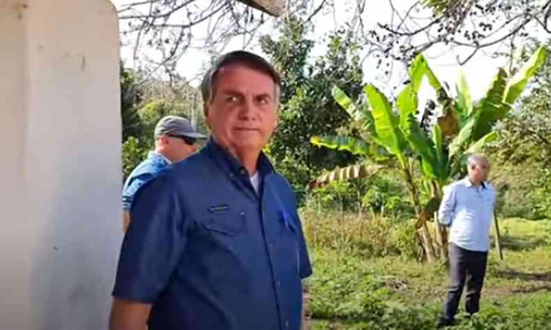 Presidente Jair Bolsonaro (sem partido) durante visita a uma fazenda em Eldorado (SP)(foto: Reproduo/YouTube)