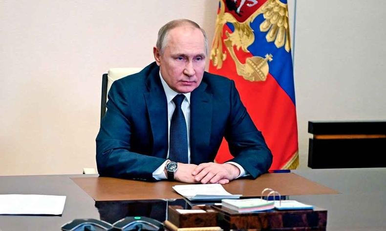 Vladimir Putin disse que negociações só avançam com exigências russas atendidas(foto: Andrey Gorshkov/Sputnik/AFP) Vladimir Putin disse que negociações só avançam com exigências russas atendidas