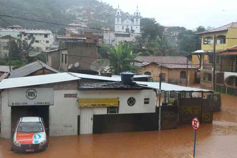 Chuva provoca alagamentos, desabamentos na capital mineira e regio metropolitana (foto: Jair Amaral/EM/D.A Press)