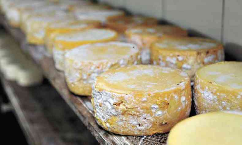 Produo de queijos artesanais foi a atividade que inaugurou a emisso do Selo Arte em Minas (foto: Juarez Rodrigues/EM/D.A Press - 2/5/19)