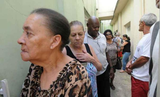 Postos de saúde da cidade ficaram cheios com a procura da população pela vacina(foto: Beto Novaes/EM/D.A Press) Postos de saúde da cidade ficaram cheios com a procura da população pela vacina(foto: Beto Novaes/EM/D.A Press)