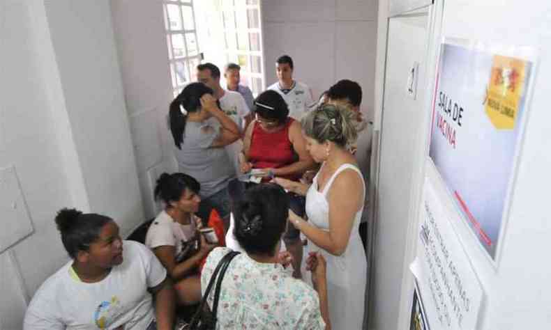 Com o maior nmero de mortes na RMBH, Nova Lima vem fazendo campanhas de vacinao e decretou estado de emergncia em sade pblica(foto: Alexandre Guzanshe: EM/D.A Press )
