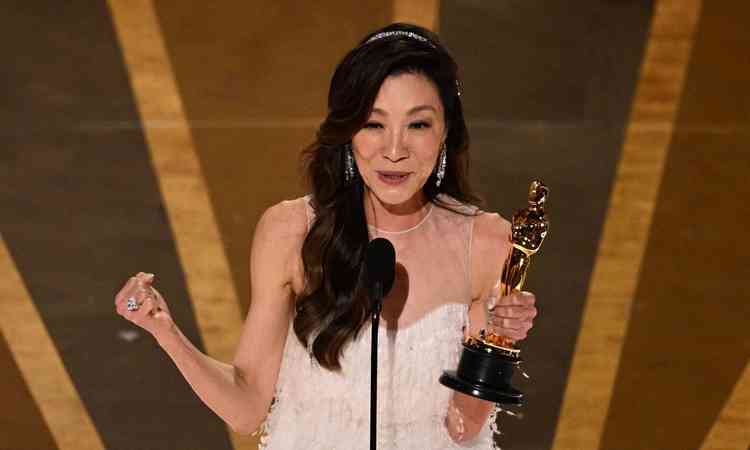 Michelle Yeoh, melhor atriz do ano