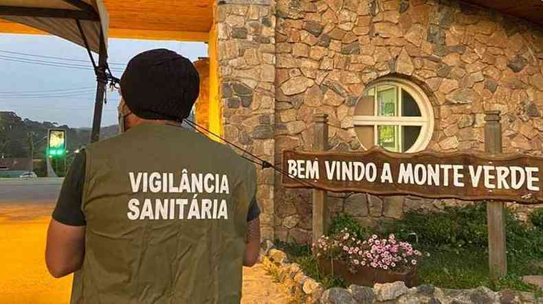 Monte Verde instala barreira sanitária no portal para controlar entrada de turistas(foto: MOVE/Divulgação )