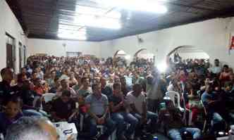 Agentes de diversas regies de Minas participaram da assembleia na segunda-feira(foto: SINDASP-MG/Divulgao)