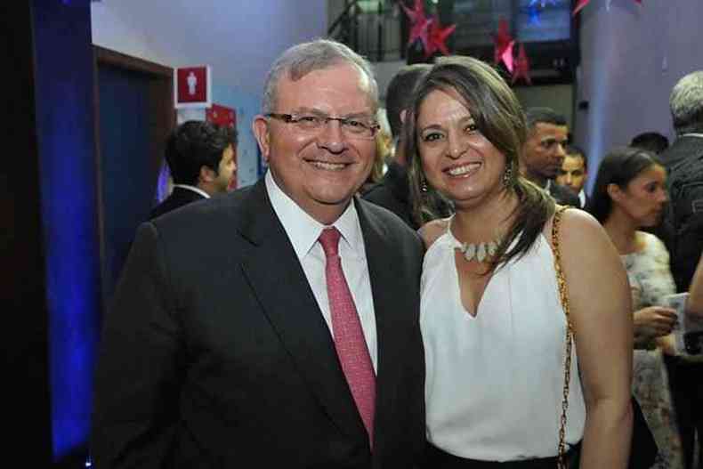  O embaixador grego Kyriakos Amiridis e a mulher, Franoise, durante festa em Braslia(foto: Edy Amaro/Esp. CB/D.A Press ))