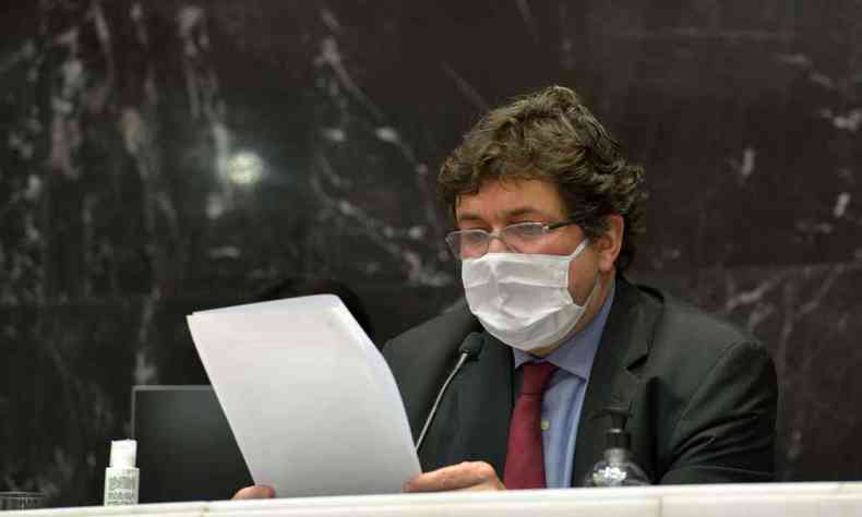 Andr Quinto, do PT,  um dos defensores do 'fatiamento' da reforma previdenciria estadual.(foto: Flvia Bernardo/ALMG)