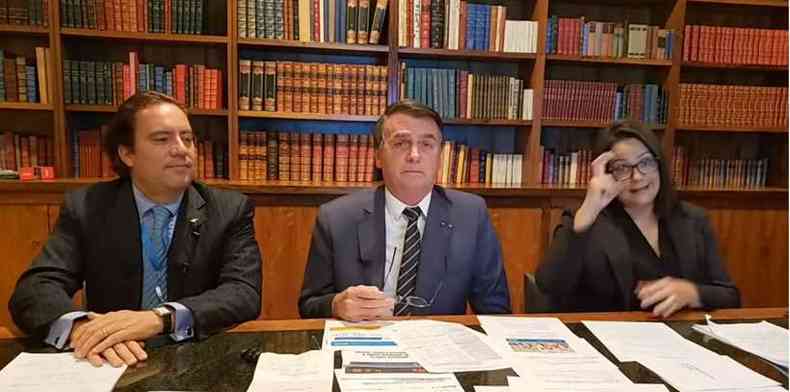 Bolsonaro mandou os crticos da cloroquina 'calarem a boca'(foto: Reproduo)
