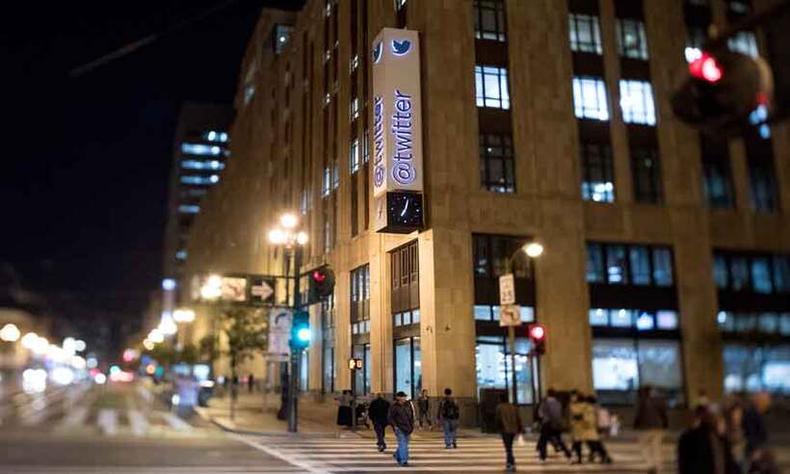 Marcações e banimentos feitos pelas redes sociais tendem a aumentar(foto: JOSH EDELSON/afp) Marcações e banimentos feitos pelas redes sociais tendem a aumentar(foto: JOSH EDELSON/afp)