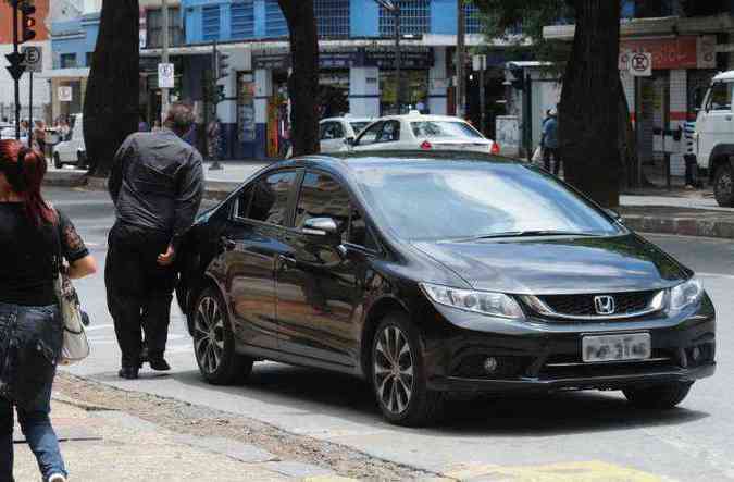 Motoristas do Uber tentam rodar por BH com medidas judiciais(foto: Jair Amaral/EM/D.A Press)