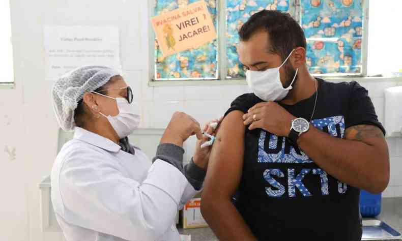 Na semana que vem, Ibirit comear a vacinar contra a COVID-19 os adolescentes sem comorbidades
