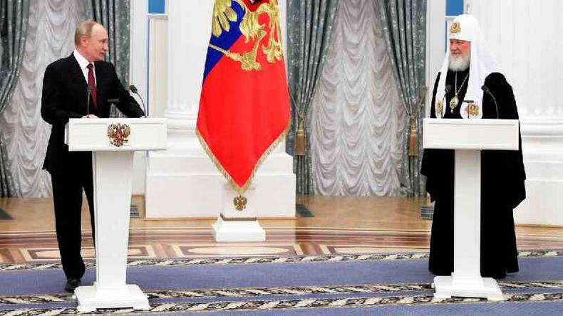 Presidente da Rssia, Vladimir Putin, em encontro com Cirilo no dia 20 de novembro de 2021
