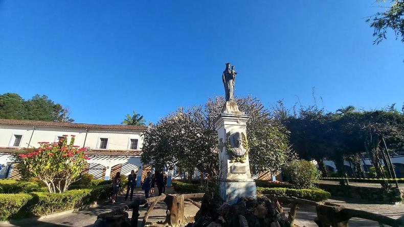 Nossa Senhora Auxiliadora