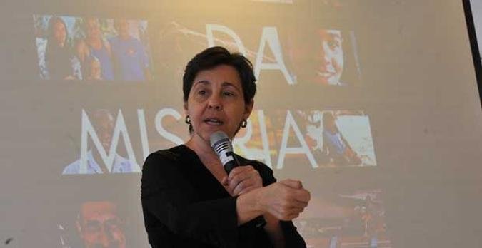 A ministra do Desenvolvimento Social e Combate � Fome (MDS), Tereza Campello divulgou o n�mero durante evento em Bras�lia(foto: Antonio Cruz/ABr)