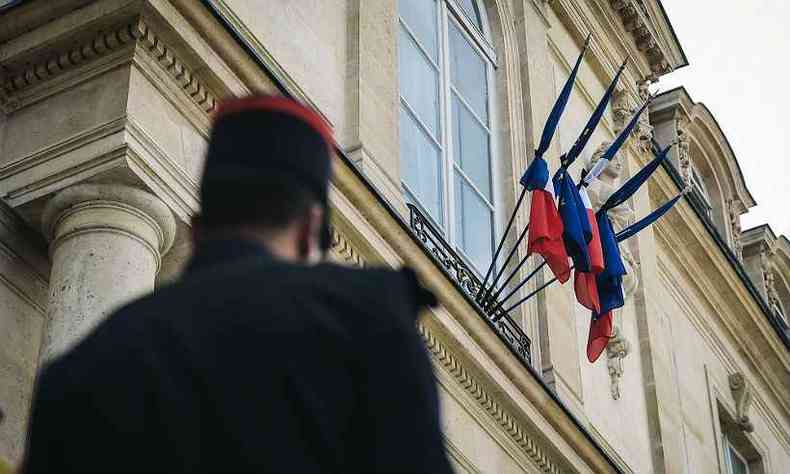 Morte de Chirac comoveu o pas, que presidiu por 12 anos(foto: LUCAS BARIOULET/AFP)