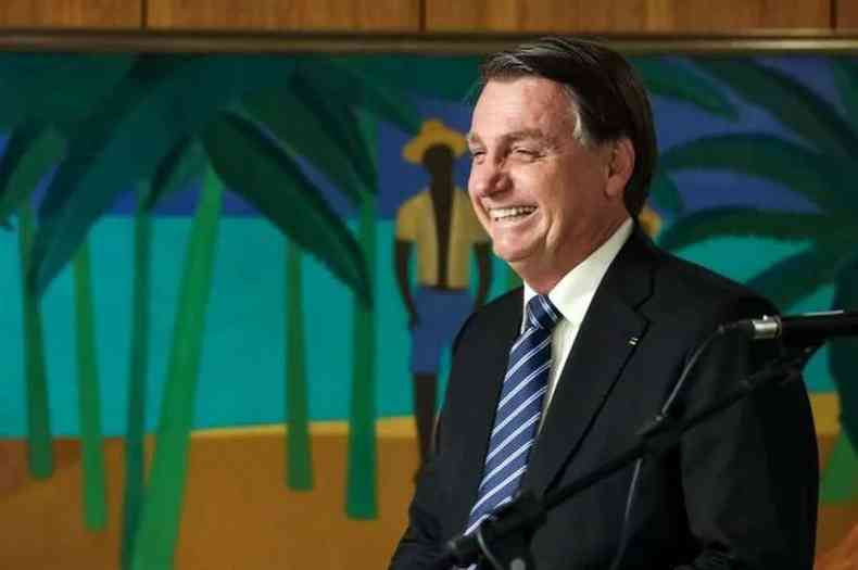 Bolsonaro cometeu equvoco ao tratar carnaval como feriado nacional(foto: Marcos Corra/PR)