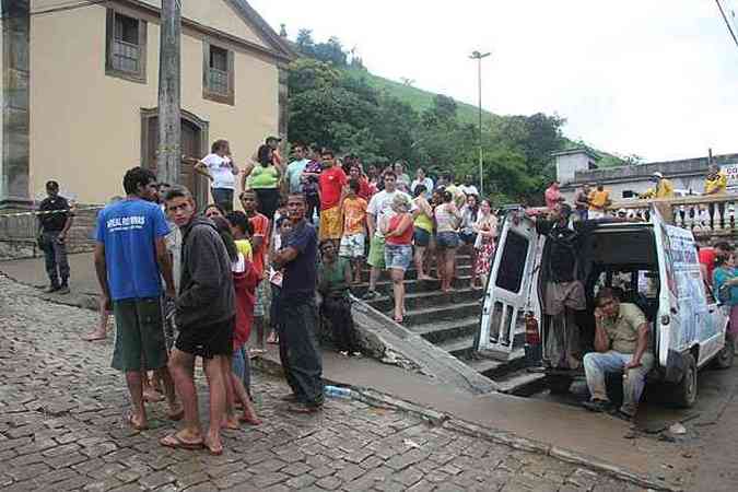 Deslizamento de barreira no bairro Jamapar matou pelo menos sete pessoas(foto: Marcos Michelin /EM/D.A Press)