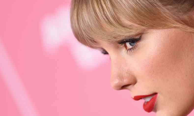Taylor Swift domina as paradas internacionais com seu novo disco, o suave Folklore (foto: Valerie Macon/AFP)