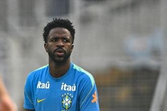 Vini + um: s� dois jogadores foram titulares do Brasil nos tr�s jogos