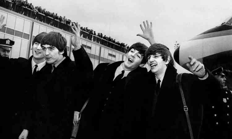 Os Beatles desembarcam em Nova York em 1964