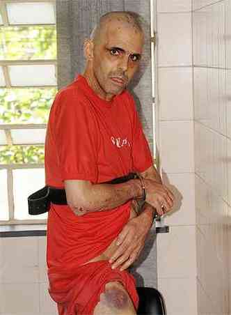 Com cabelo raspado, Pedro Meyer diz que est sendo agredido na priso(foto: Leandro Couri/Esp. EM/D.A.Press)