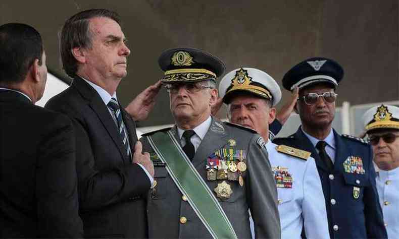 O presidente Bolsonaro na solenidade do Dia do Exrcito, realizada hoje em Braslia (foto: Marcos Corra/PR)